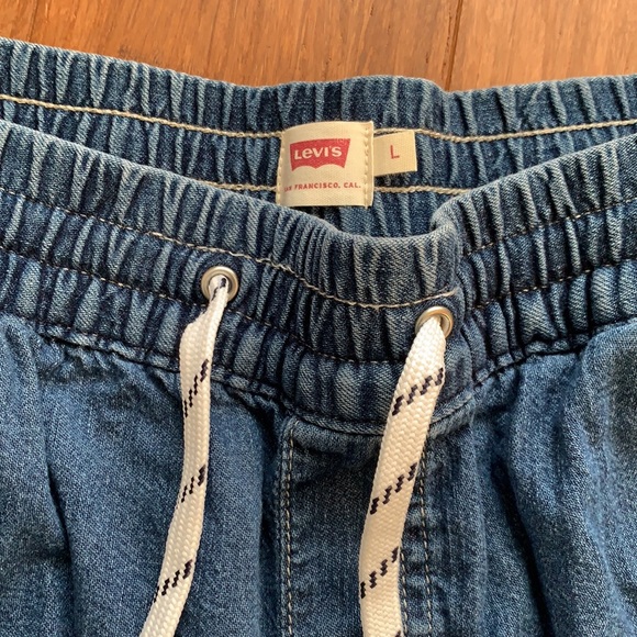 Levi’s size large women’s jeans - Picture 2 of 8